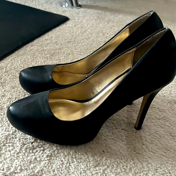 Madden Girl Black heels - Picture 4 of 6